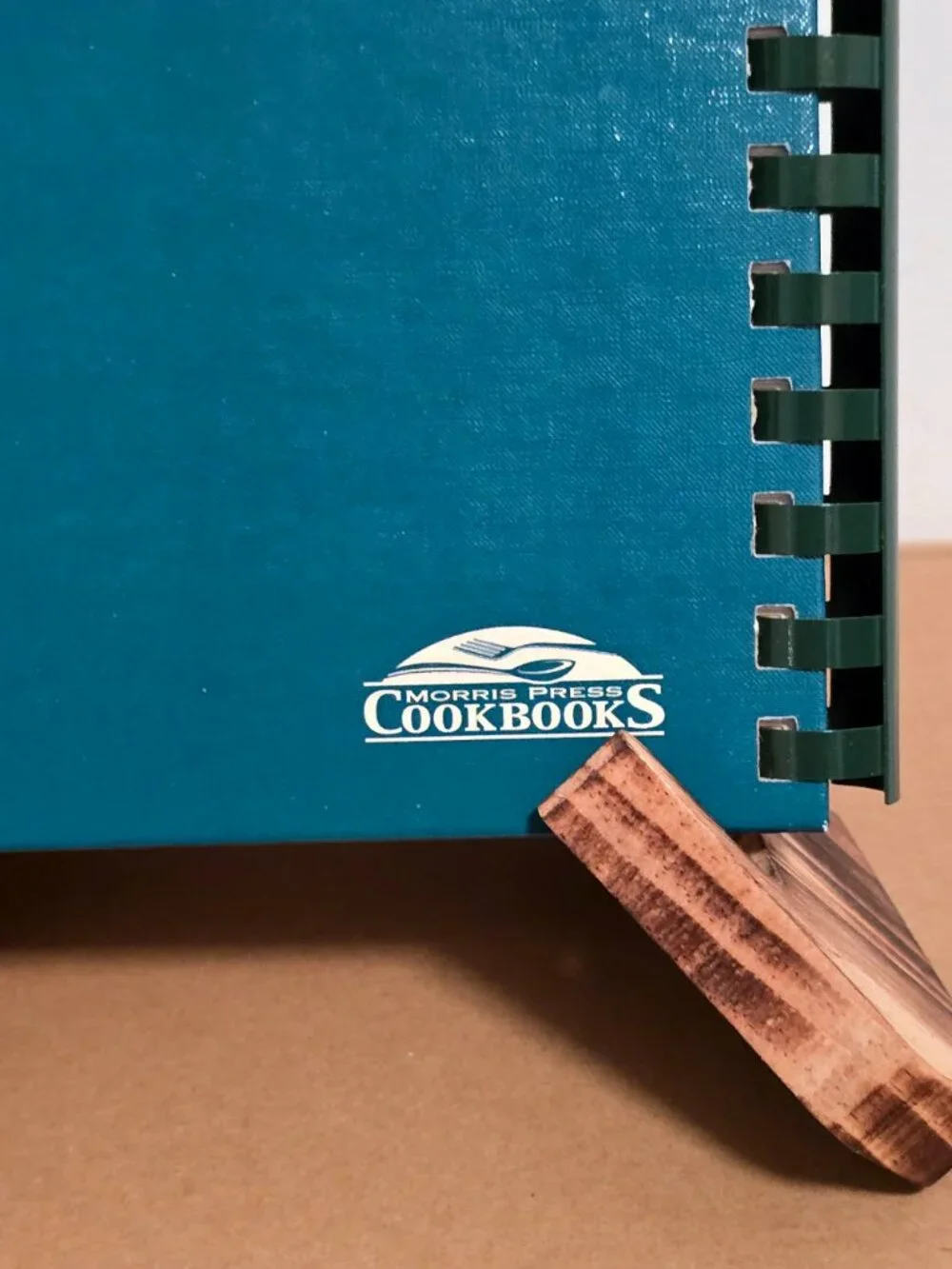 Maine Island Community Cookbooks Vinalhaven & Barters Island Lot 2 Local Lobster